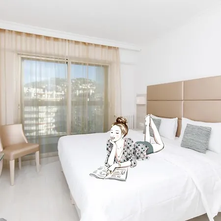 On La Croisette Deluxe 2 Bedrooms 2 Baths Appartement