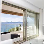 On La Croisette Deluxe 2 Bedrooms 2 Baths קאן