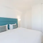 On La Croisette Deluxe 2 Bedrooms 2 Baths קאן