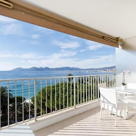 On La Croisette Deluxe 2 Bedrooms 2 Baths Appartamento