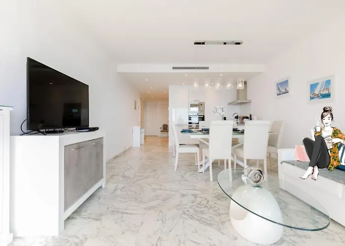 On La Croisette Deluxe 2 Bedrooms 2 Baths Daire *