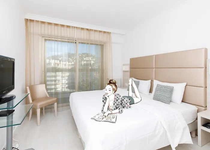 On La Croisette Deluxe 2 Bedrooms 2 Baths Daire